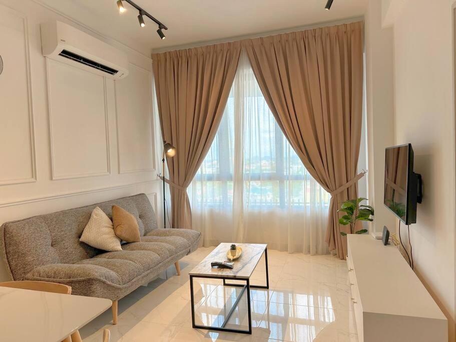 Netflix Two Bedroom Troika Kota Bharu Homestay 118 외부 사진