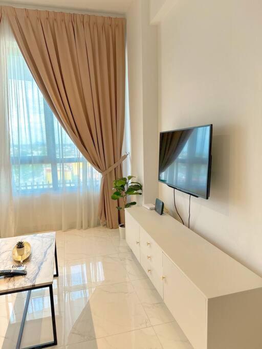 Netflix Two Bedroom Troika Kota Bharu Homestay 118 외부 사진