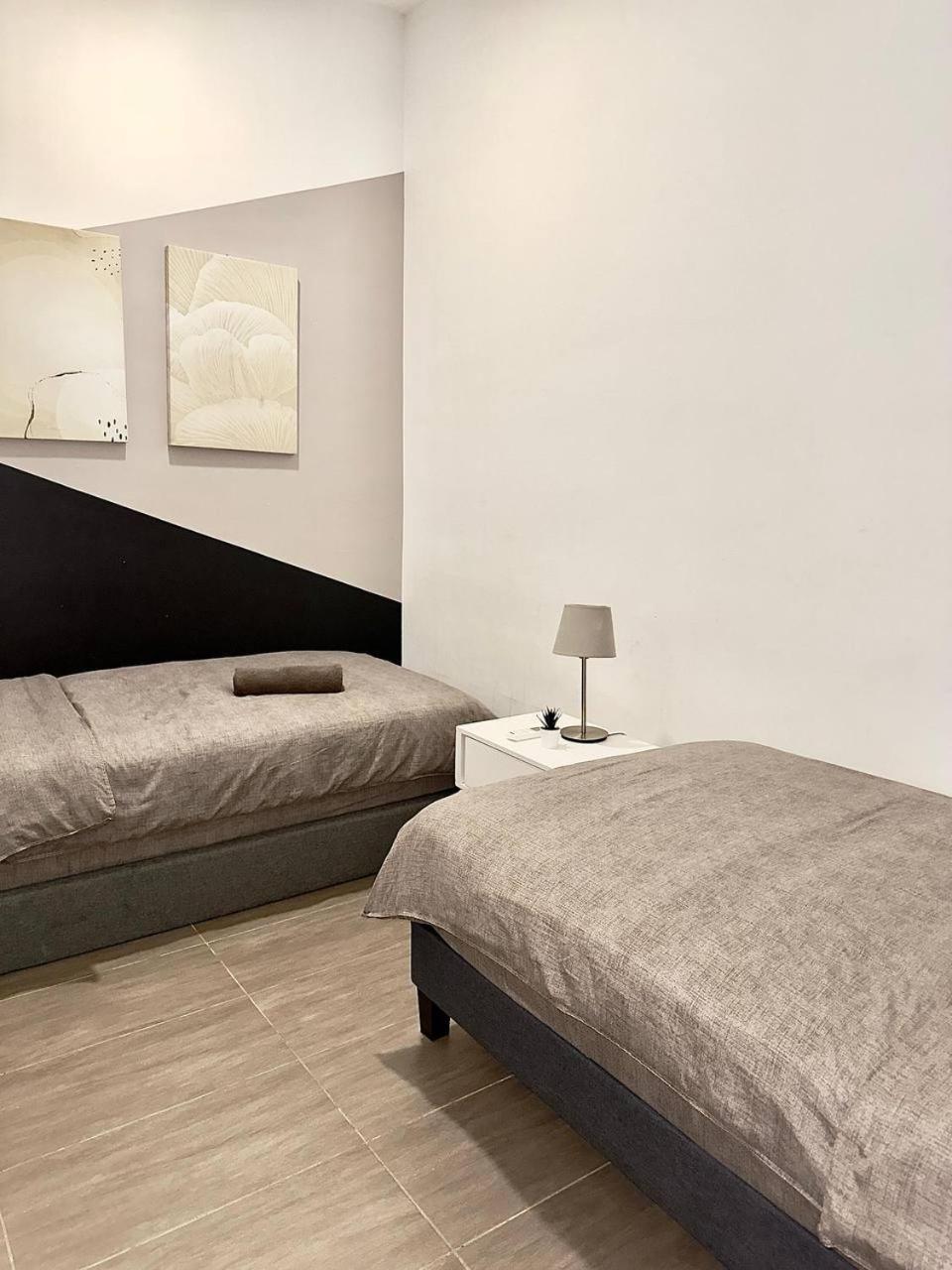 Netflix Two Bedroom Troika Kota Bharu Homestay 118 외부 사진